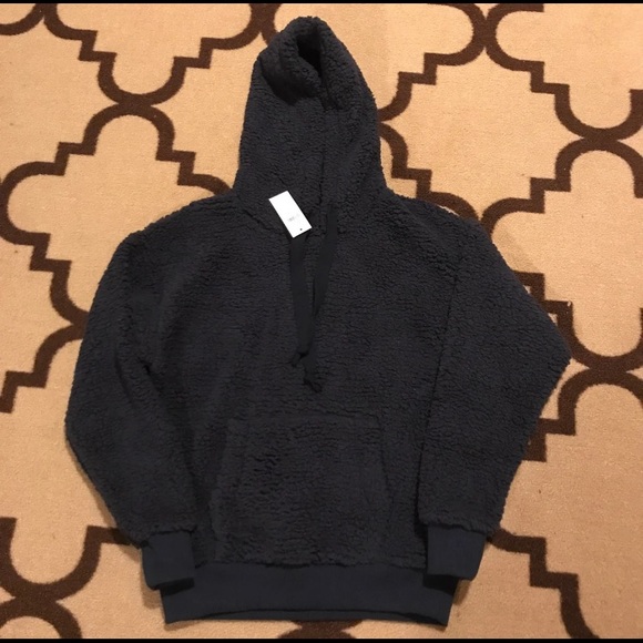 American Eagle Outfitters Tops - 🆕 AE Fleece Sherpa popover - XS